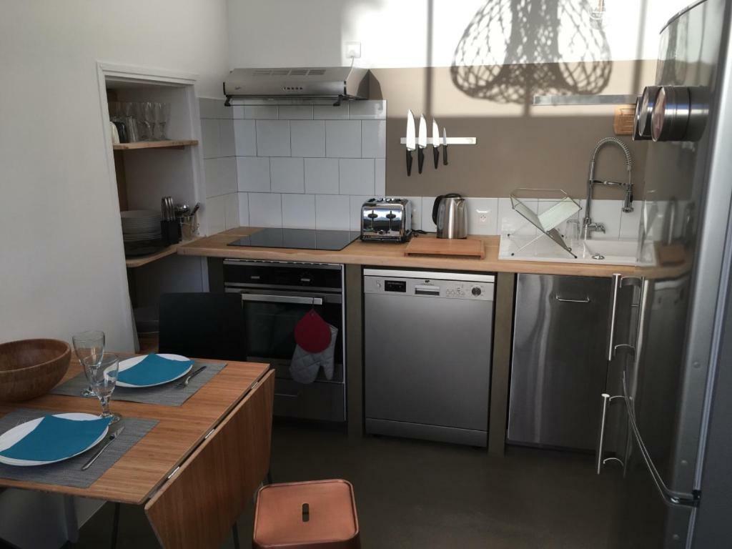 Gites "Oustaou De Bourboul" Grospierres Buitenkant foto