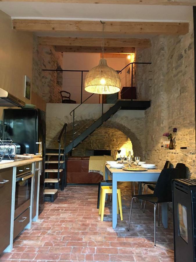 Gites "Oustaou De Bourboul" Grospierres Buitenkant foto